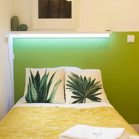 Int Готель типу 