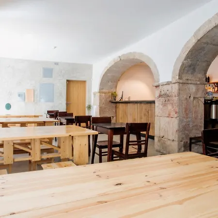 Int 3* Лісабон