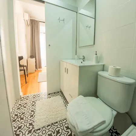 Int Oda ve Kahvaltı 3*